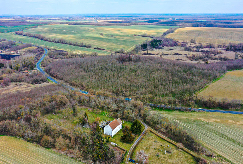 Szenyéri Földvár Maradványai, Hungary
